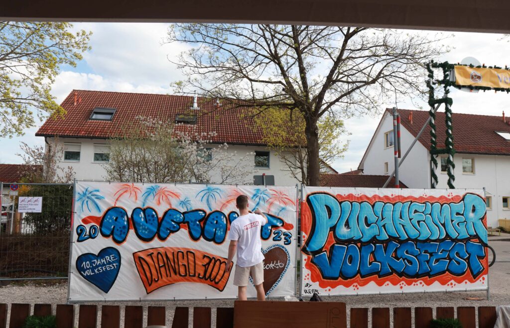 Live-Graffiti zum zehnten Jubiläum des Puchheimer Volksfestes AUFTAKT in 2023